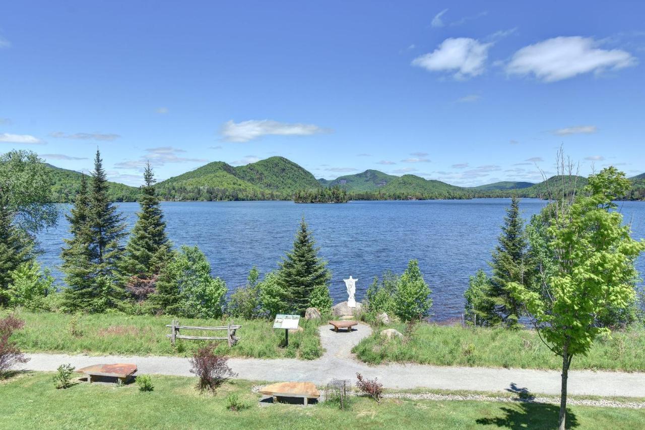 Premium Suite With Lake View And Resort Access Lac Superieur Exterior photo