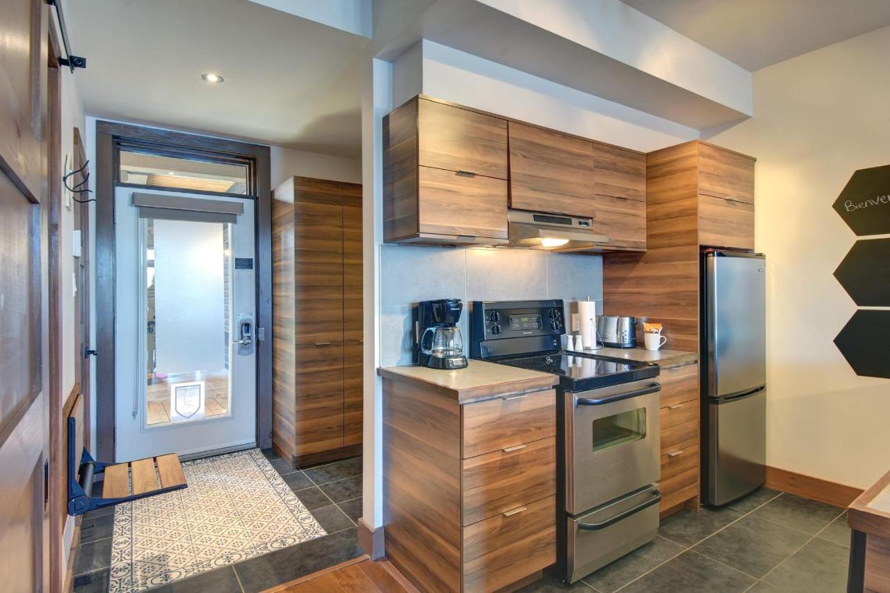 Premium Suite With Lake View And Resort Access Lac Superieur Exterior photo