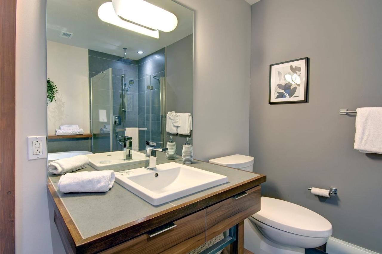 Premium Suite With Lake View And Resort Access Lac Superieur Exterior photo