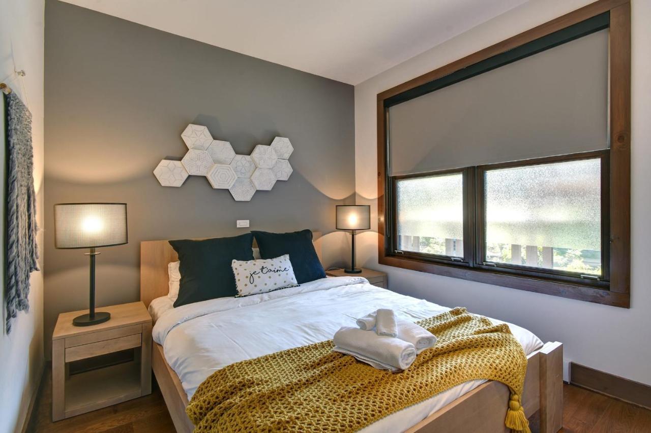 Premium Suite With Lake View And Resort Access Lac Superieur Exterior photo